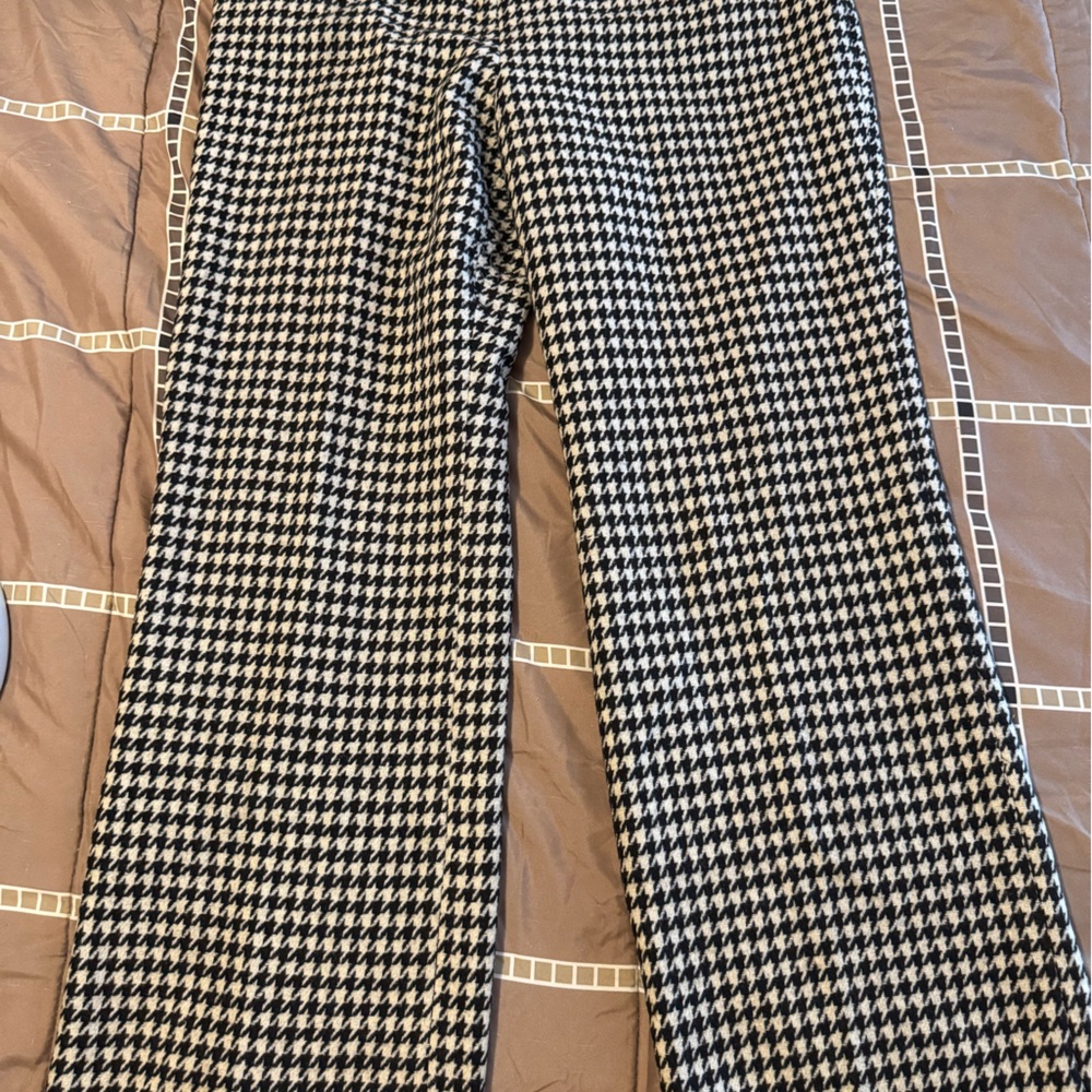 Metrostyle Black and White Houndstooth Pants